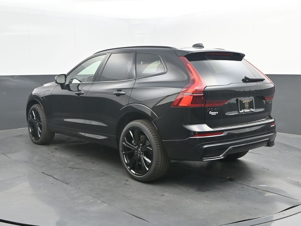 New 2026 Volvo XC60 plug-in hybrid T8 Ultra Black Edition SUV