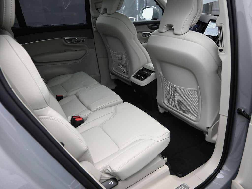 2026 Volvo XC90 Ultra - Photo 34