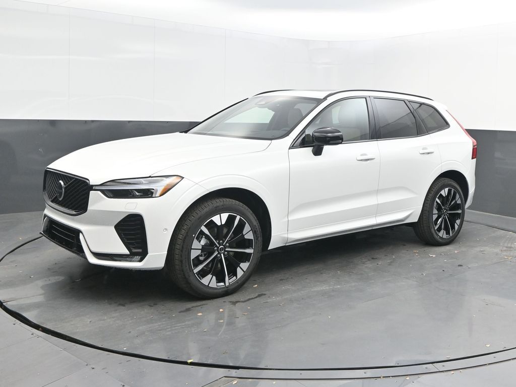 2026 Volvo XC60 B5 Plus Dark AWD's photo