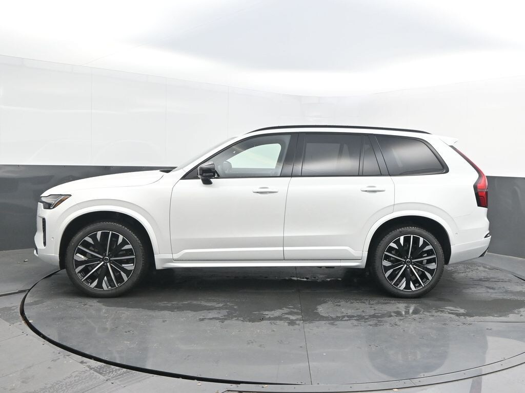 New 2026 Volvo XC90 B6 Ultra Dark Theme 7-Seater SUV