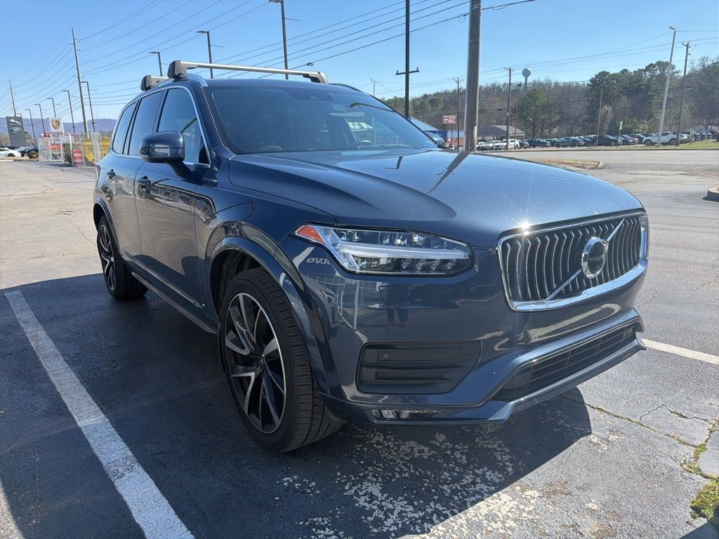 Used 2022 Volvo XC90 T6 Momentum SUV