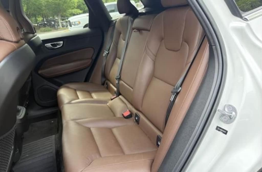 Used 2023 Volvo XC60 B5 Plus Bright Theme SUV