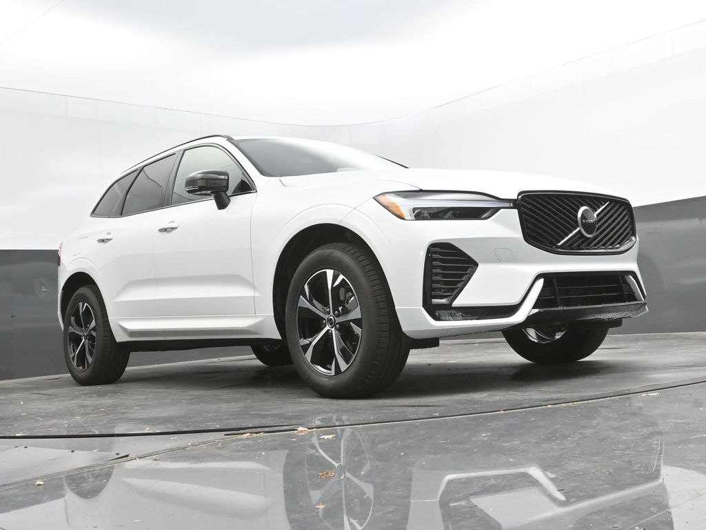 2026 Volvo XC60 Core - Photo 54