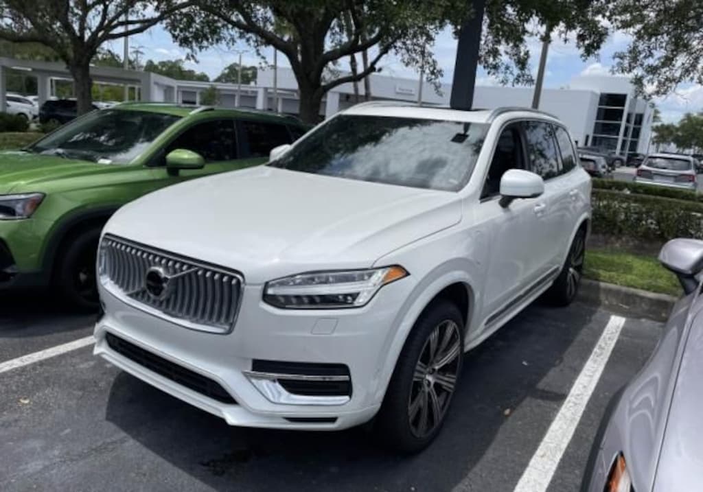 Used 2025 Volvo XC90 Plug-In Hybrid T8 Ultra SUV
