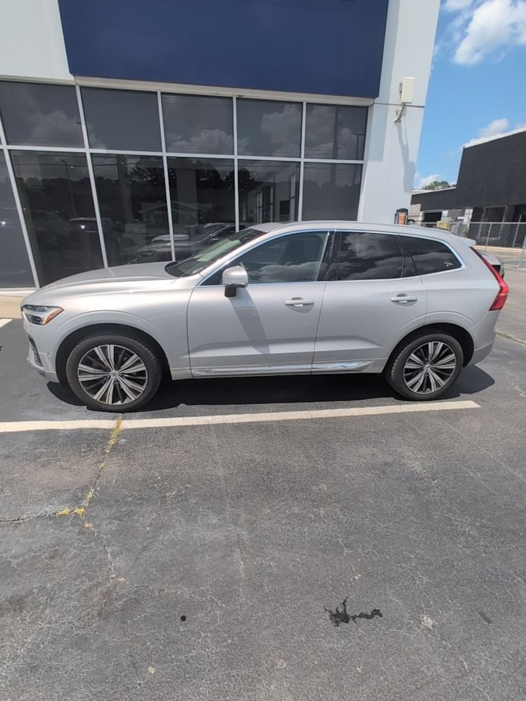 Used 2023 Volvo XC60 B5 Plus Bright Theme SUV