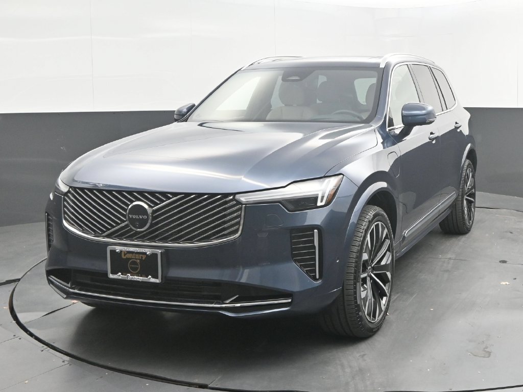 Certified 2025 Volvo XC90 Plug-In Hybrid T8 Ultra SUV