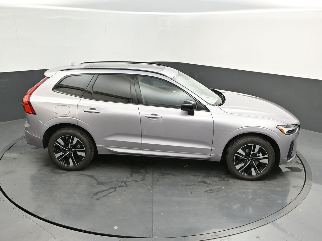 2026 Volvo XC60 Core - Photo 45