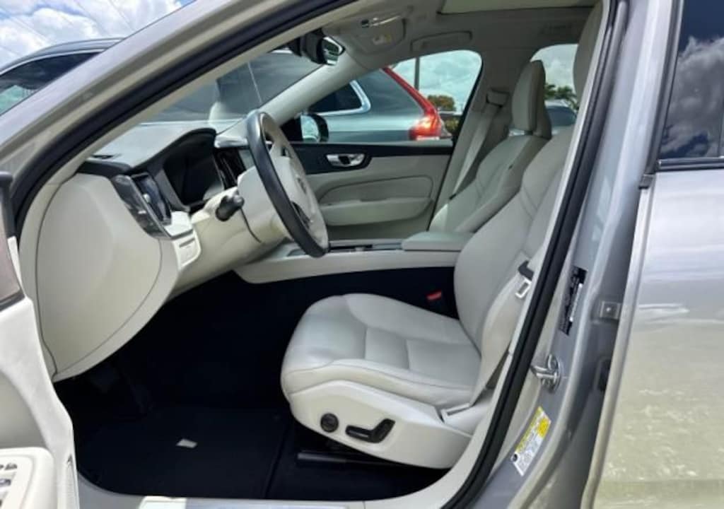 Used 2024 Volvo XC60 B5 Plus Dark Theme SUV