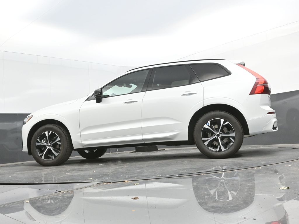 2026 Volvo XC60 Core - Photo 49