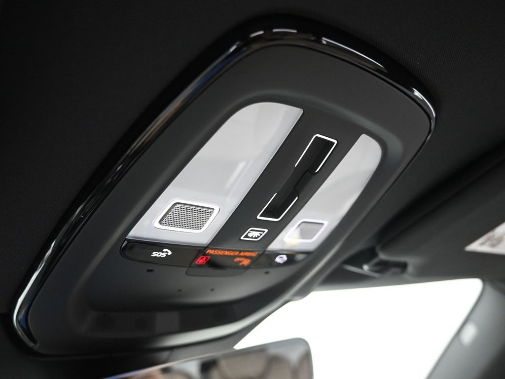 2026 Volvo XC90 Ultra - Photo 25