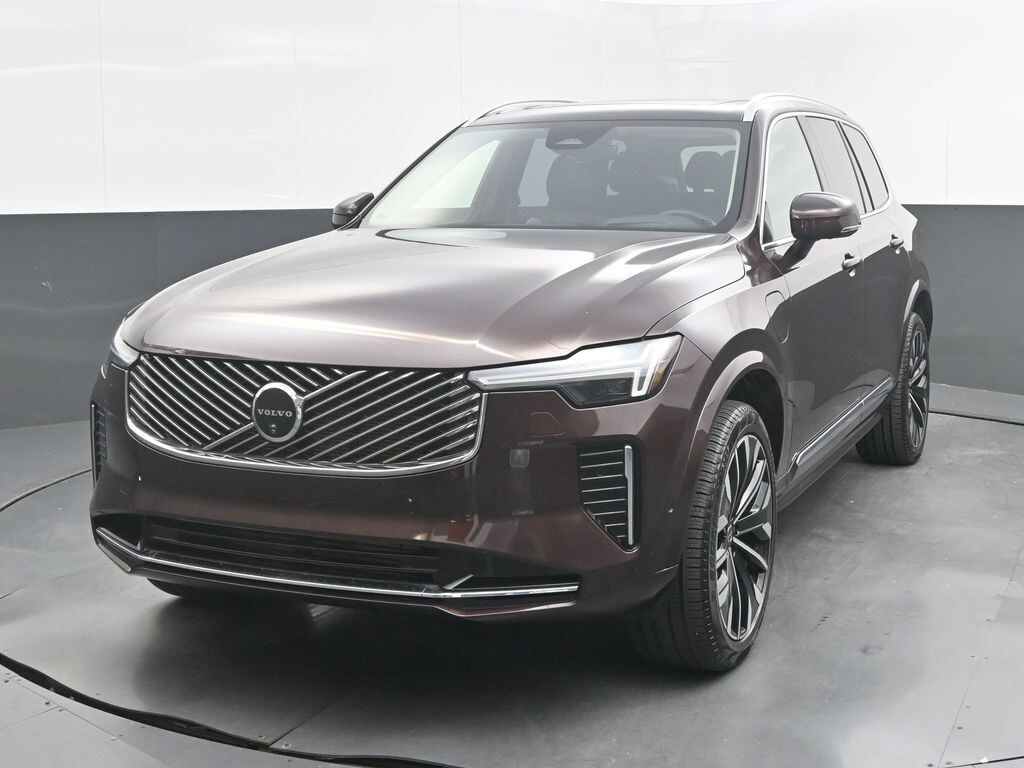 Certified 2025 Volvo XC90 Plug-In Hybrid T8 Ultra SUV