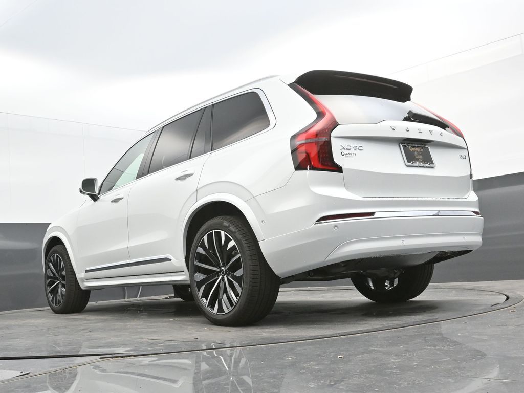 2026 Volvo XC90 Ultra - Photo 50