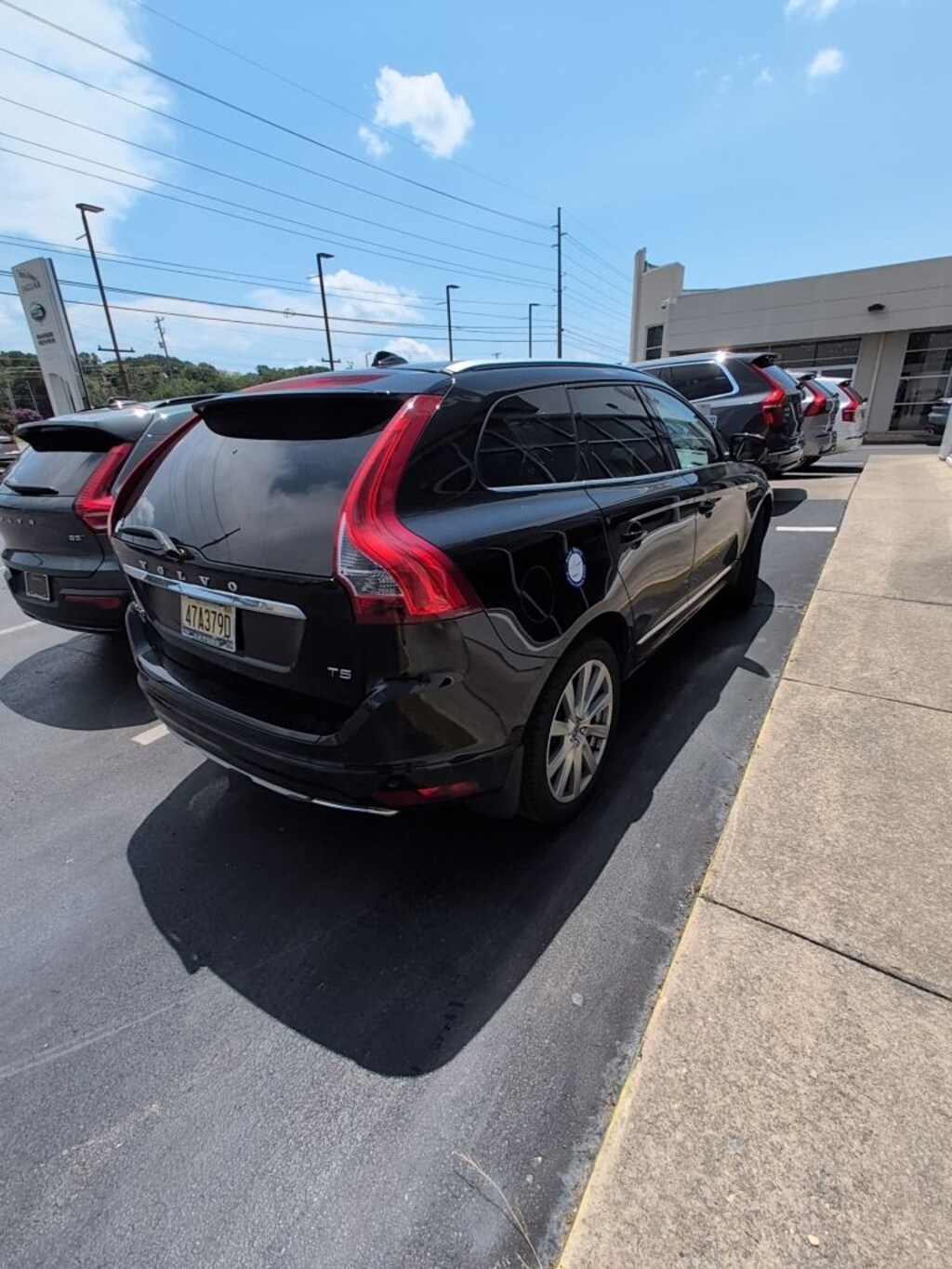 Used 2017 Volvo XC60 T5 Inscription SUV