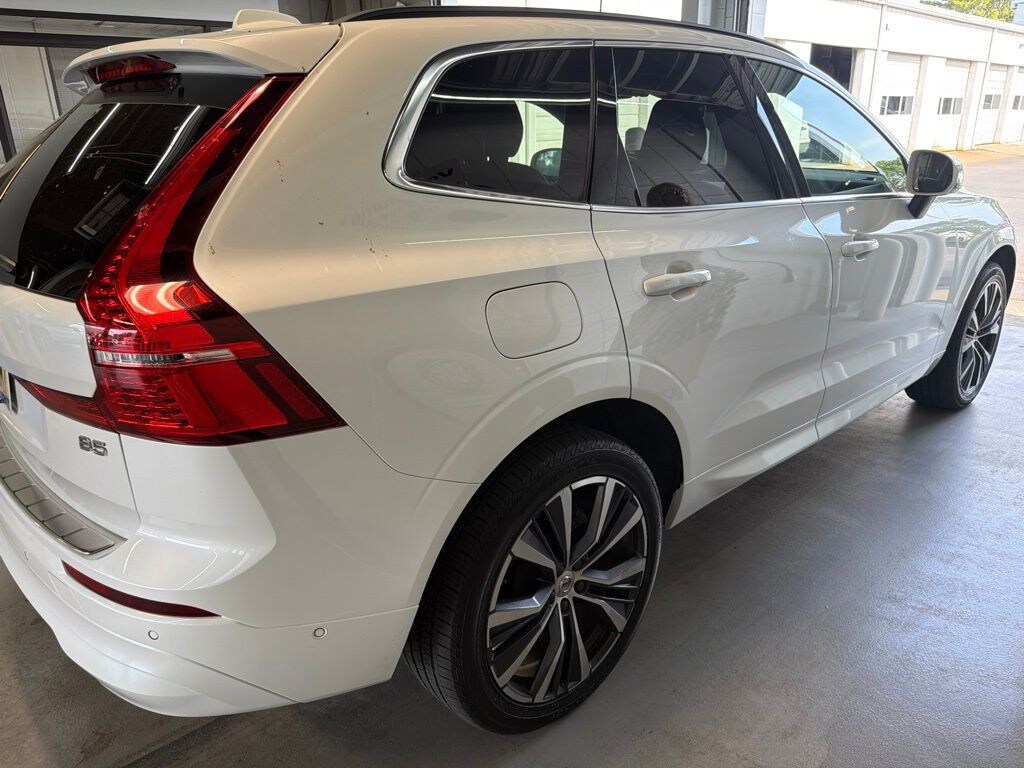 Used 2022 Volvo XC60 B5 Momentum SUV