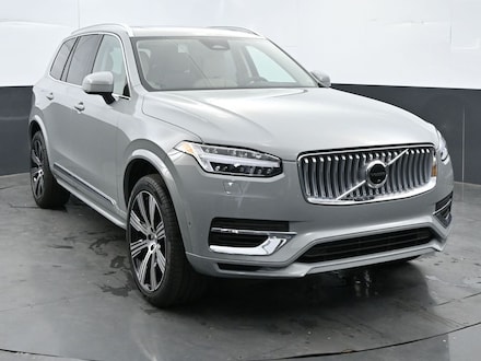 2025 Volvo XC90 plug-in hybrid T8 Plus 7-Seater SUV