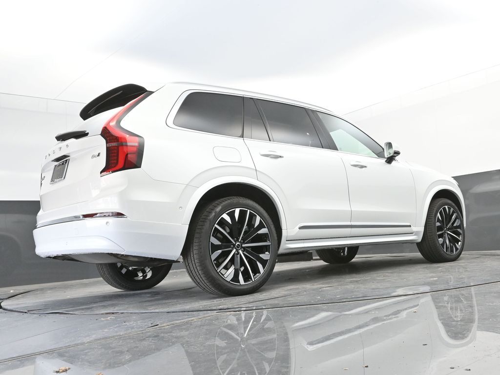 2026 Volvo XC90 Ultra - Photo 52
