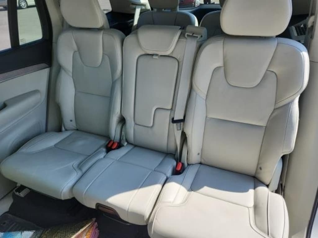Certified 2024 Volvo XC90 Recharge Plug-In Hybrid Ultimate SUV