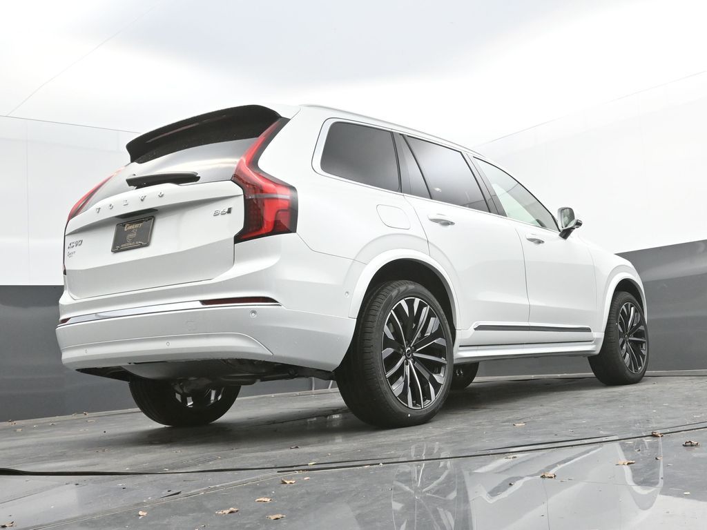 2026 Volvo XC90 Ultra - Photo 35