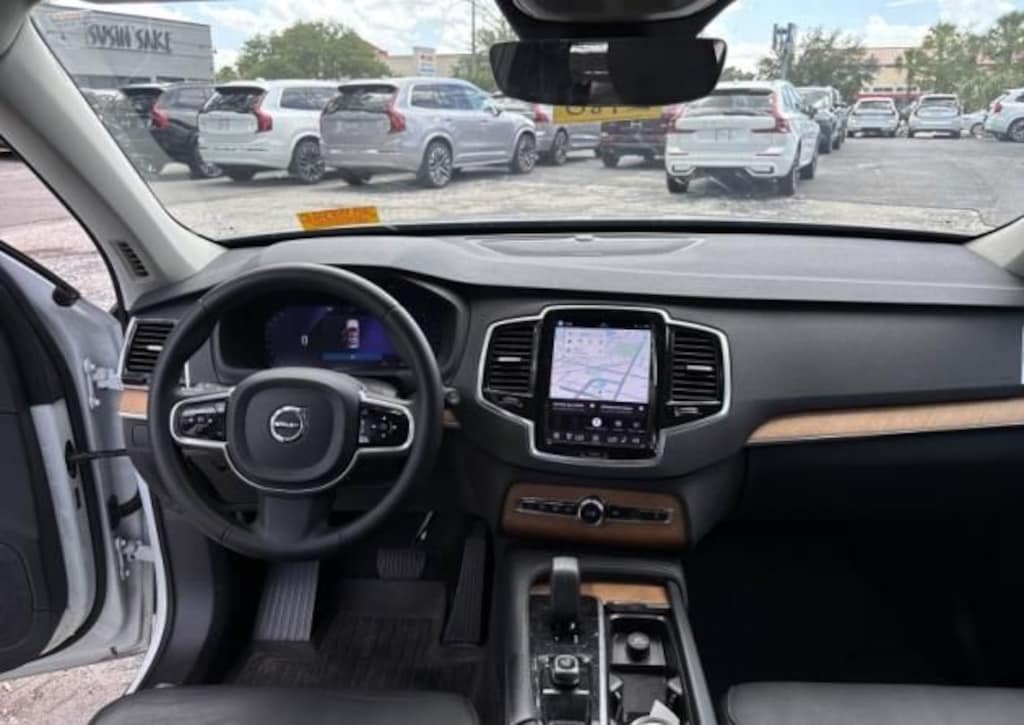 Used 2024 Volvo XC90 B6 Plus Bright Theme SUV