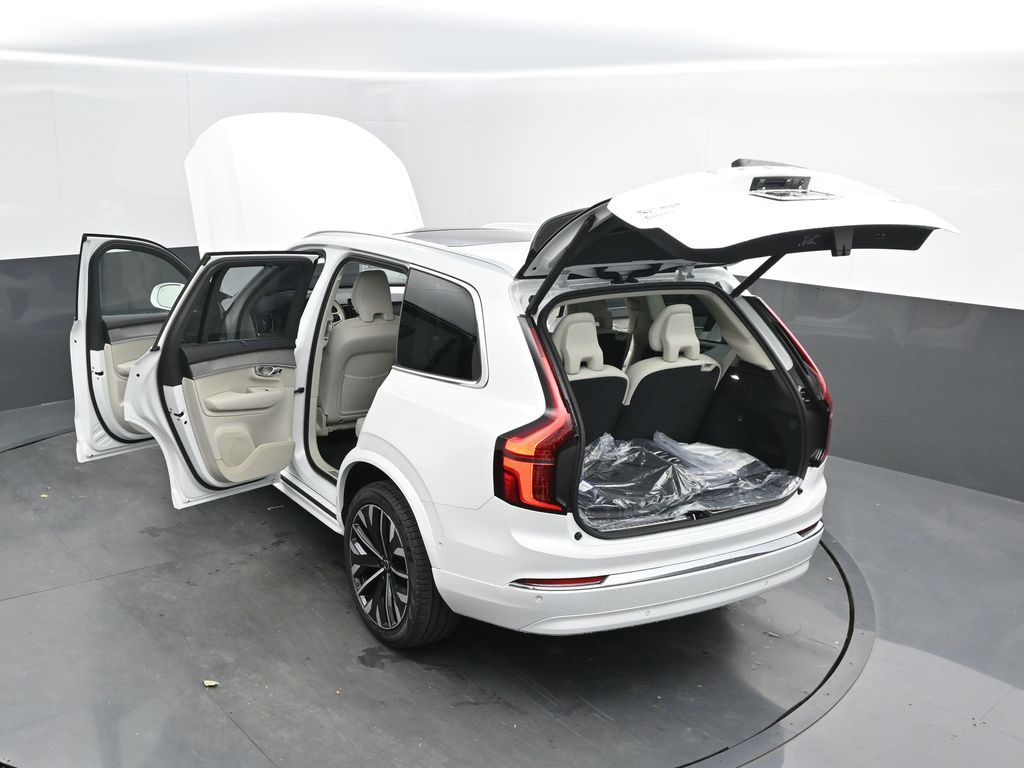 2026 Volvo XC90 Ultra - Photo 60