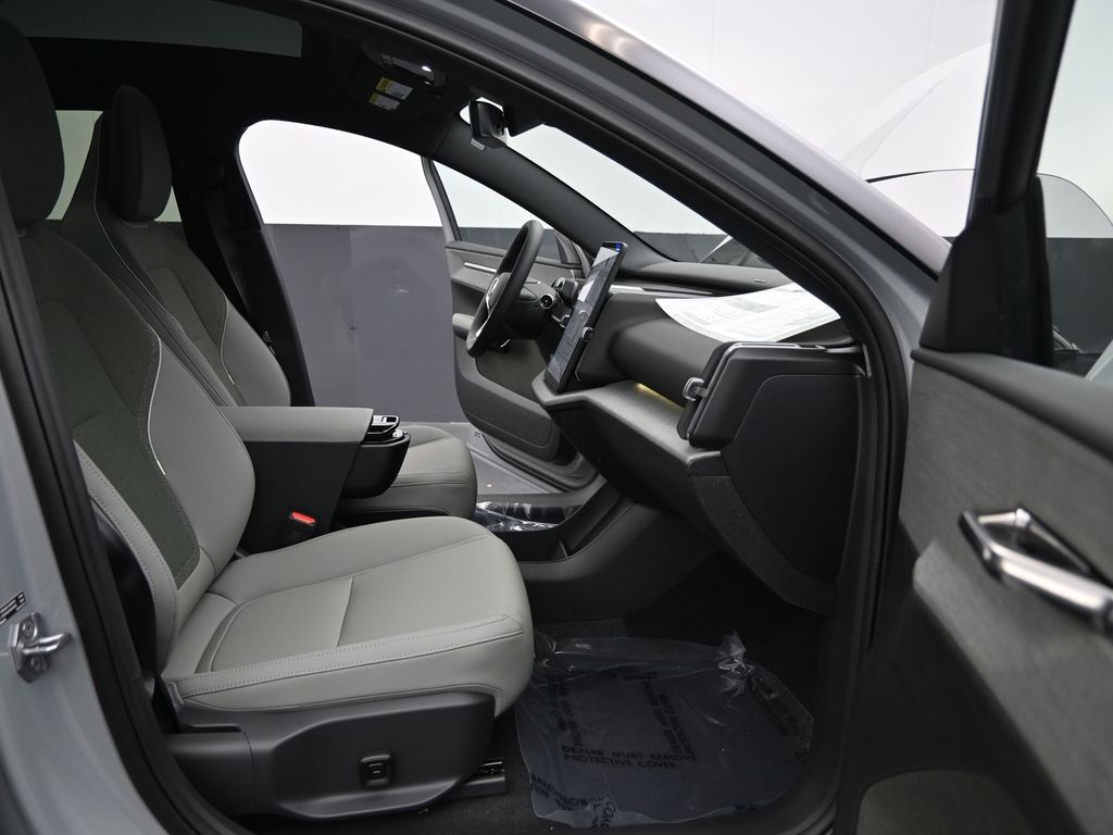 2026 Volvo EX30 Ultra - Photo 14