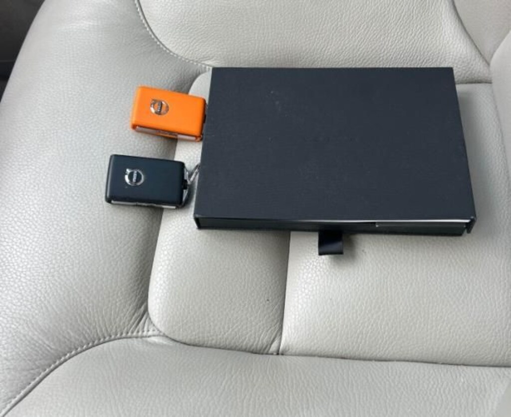 Used 2023 Volvo XC90 B6 Plus 7-Seater SUV