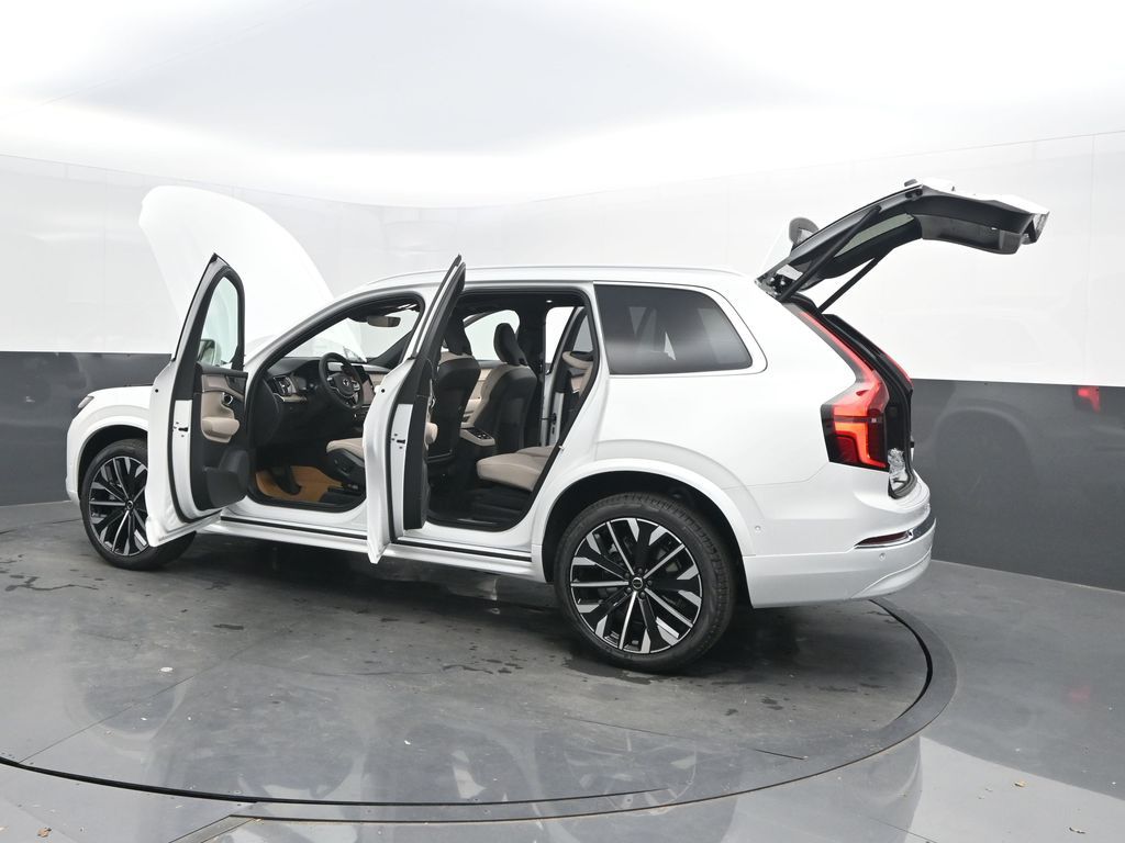 2026 Volvo XC90 Plus - Photo 49