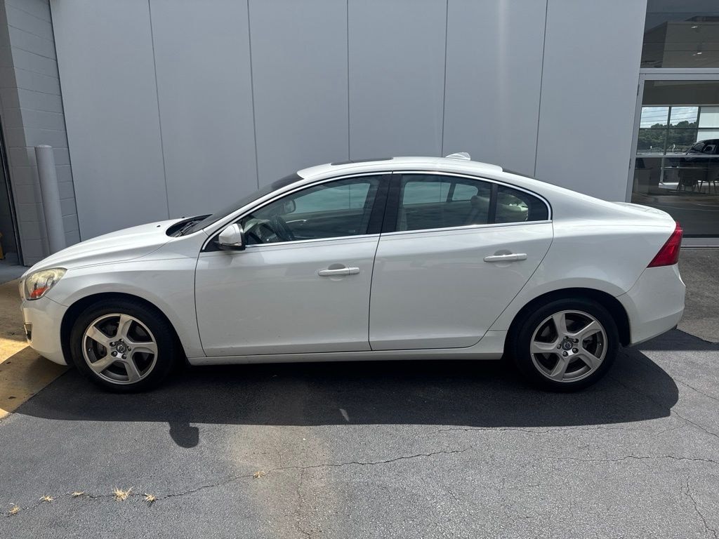Used 2013 Volvo S60 T5 Premier Sedan