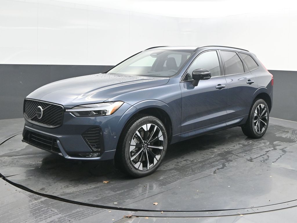 2026 Volvo XC60 B5 Ultra Dark AWD's photo