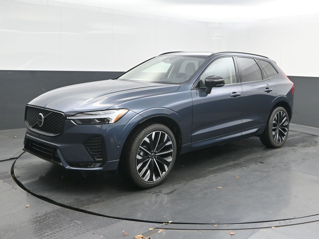 2026 Volvo XC60 B5 Ultra Dark AWD's photo