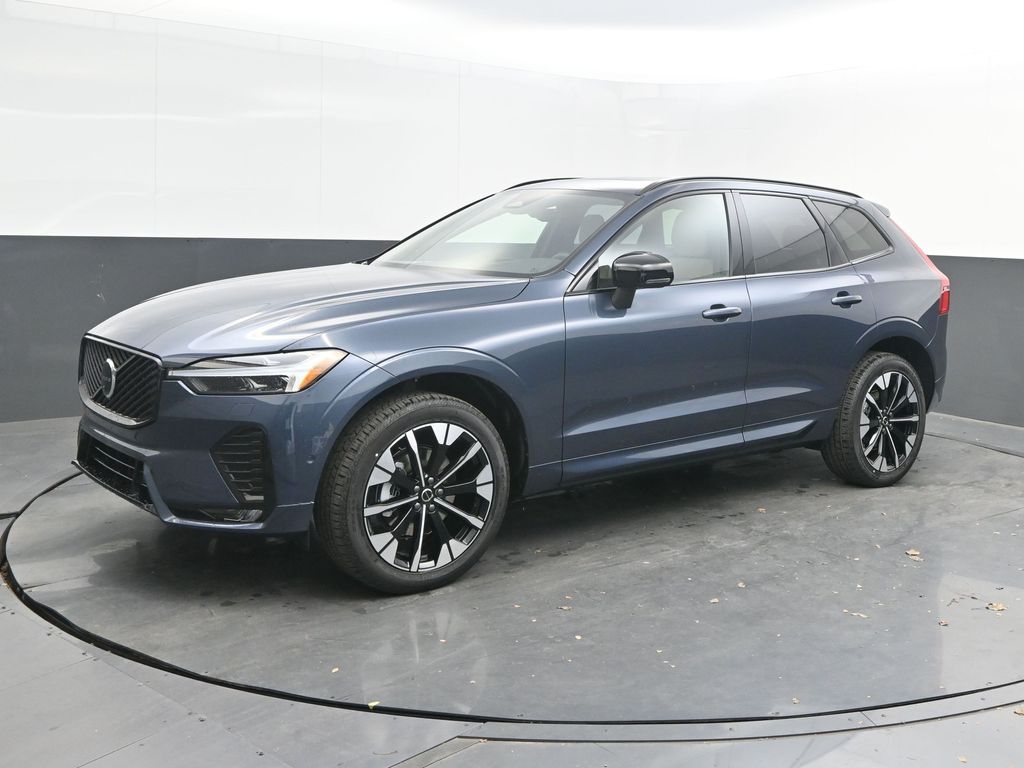 2026 Volvo XC60 B5 Plus Dark AWD's photo
