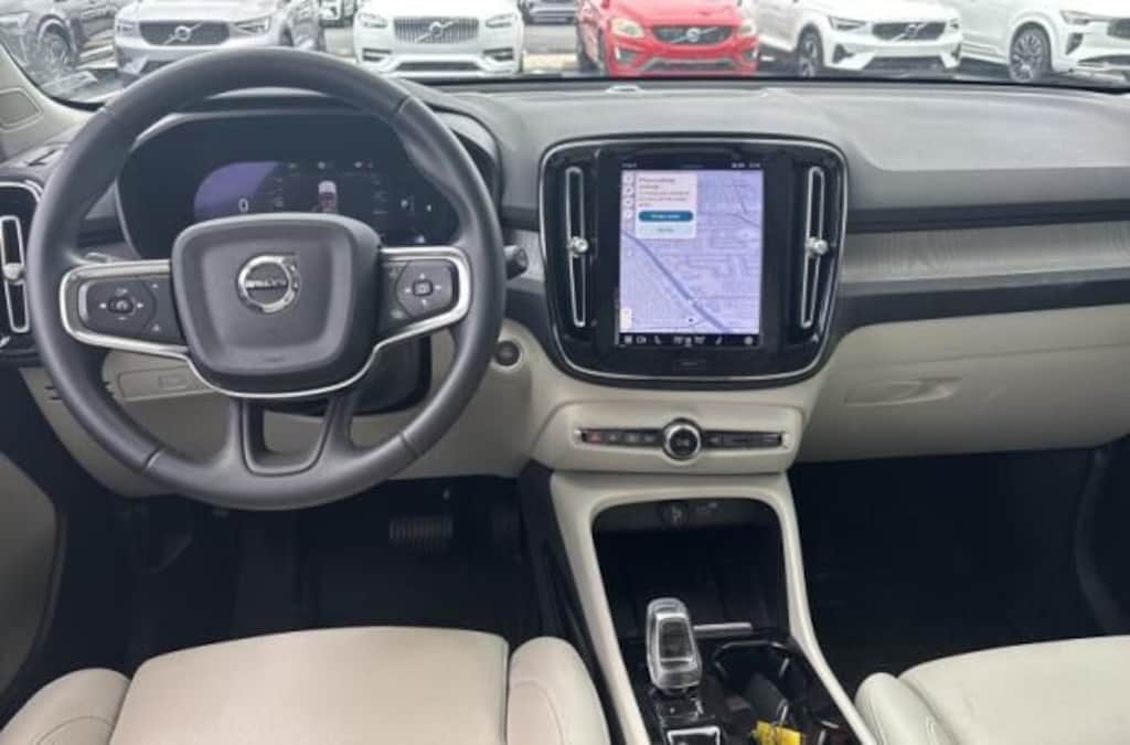 Used 2024 Volvo XC40 B5 Plus Bright Theme SUV