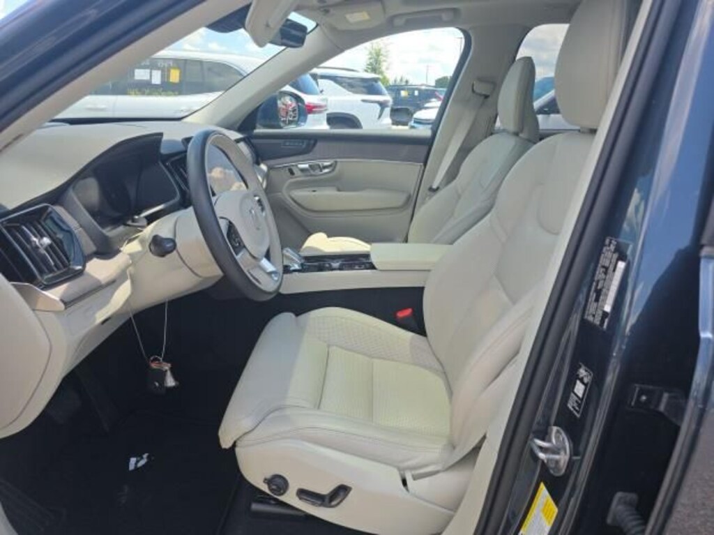 Used 2026 Volvo XC90 B6 Ultra SUV