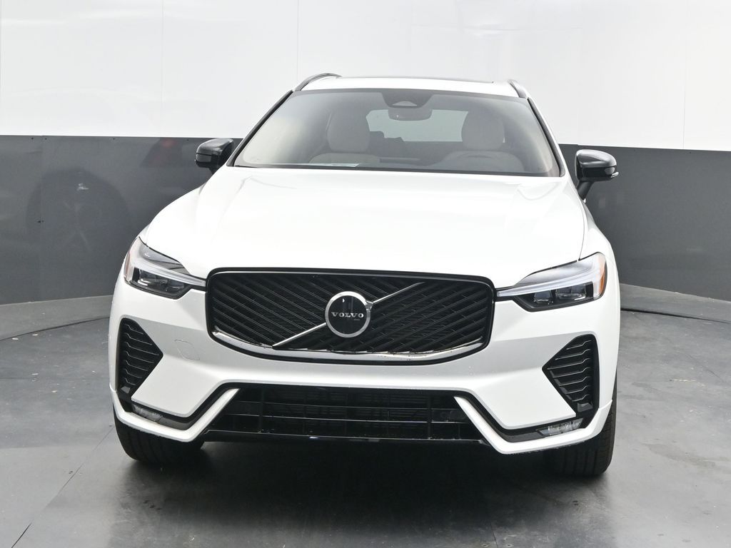2026 Volvo XC60 Core - Photo 10