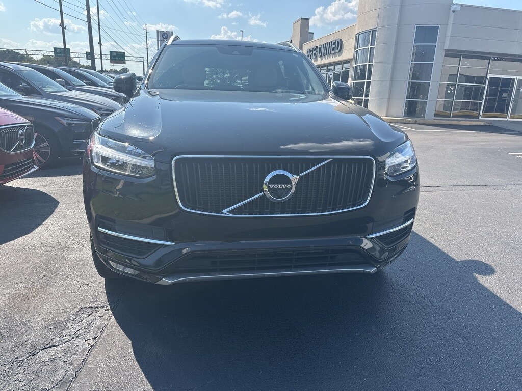 2017 Volvo XC90 T6 Momentum photo 3
