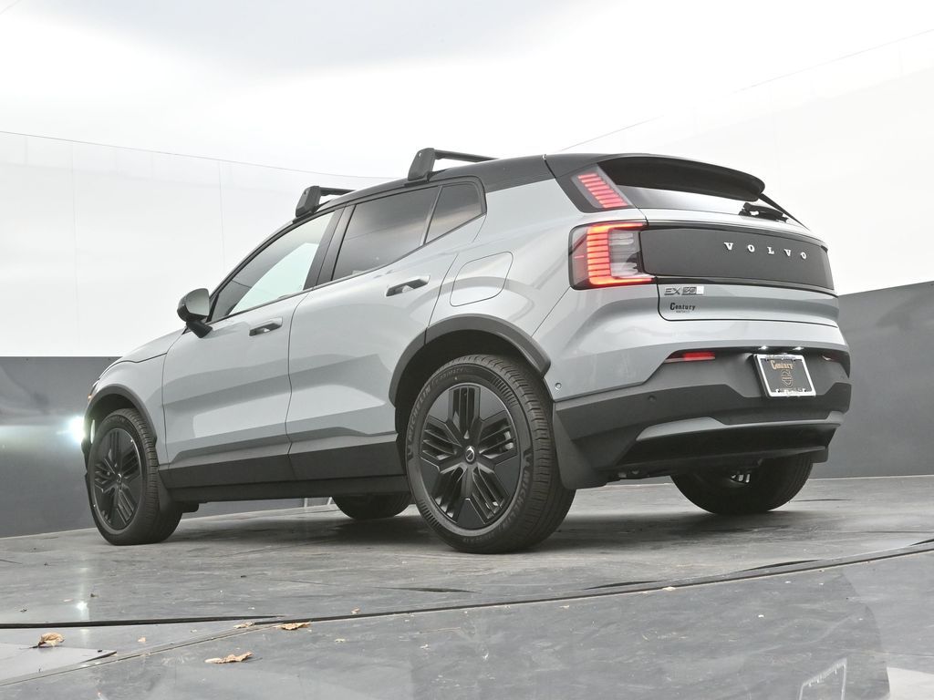 2026 Volvo EX30 Ultra - Photo 32