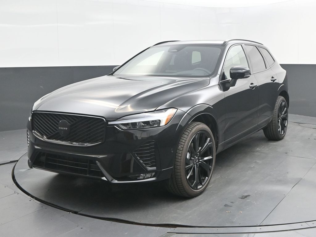 2026 Volvo XC60 B5 Ultra Black Edition Theme AWD's photo