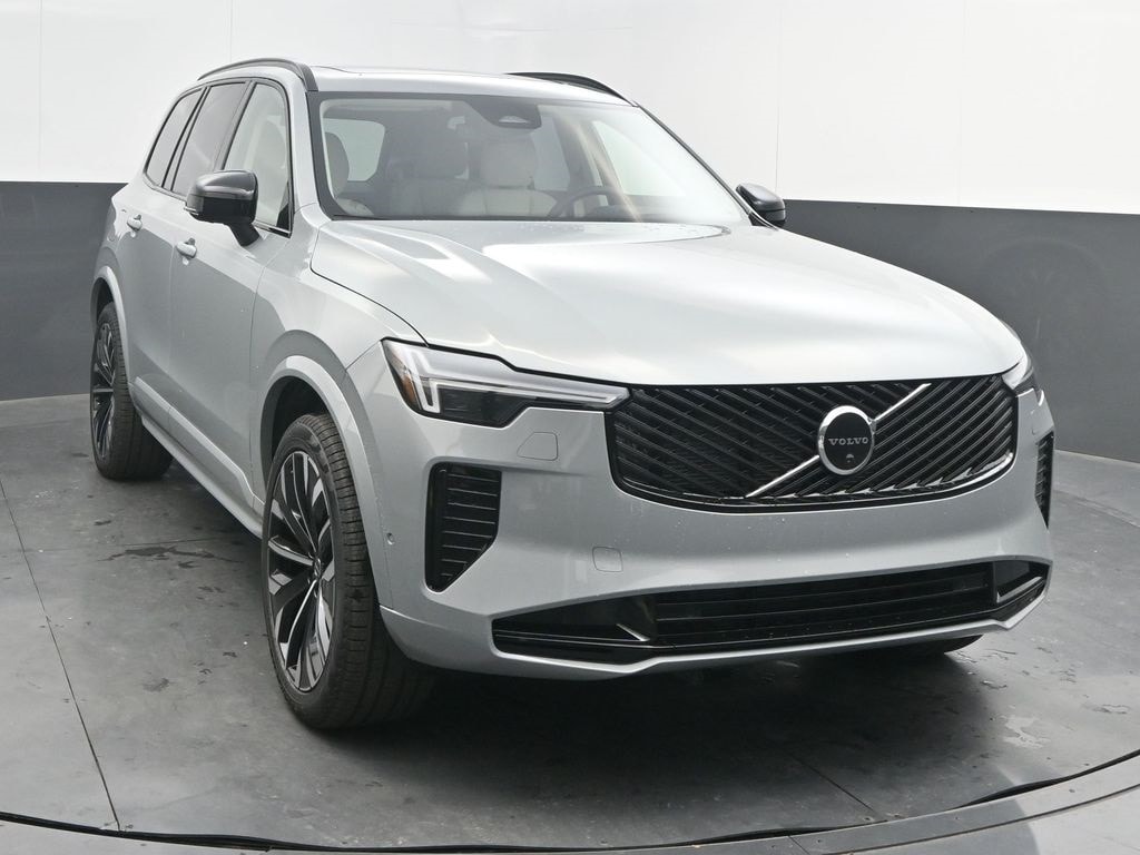 2026 Volvo XC90 B6 Ultra Dark 7-Seater 4WD's photo