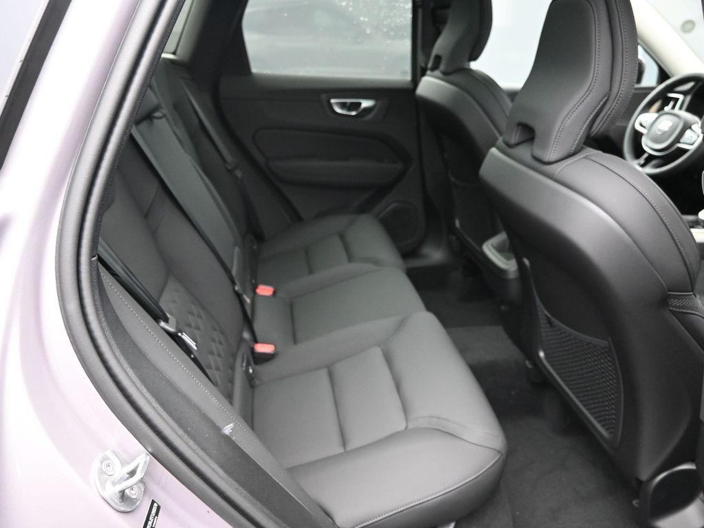 2026 Volvo XC60 Core - Photo 33