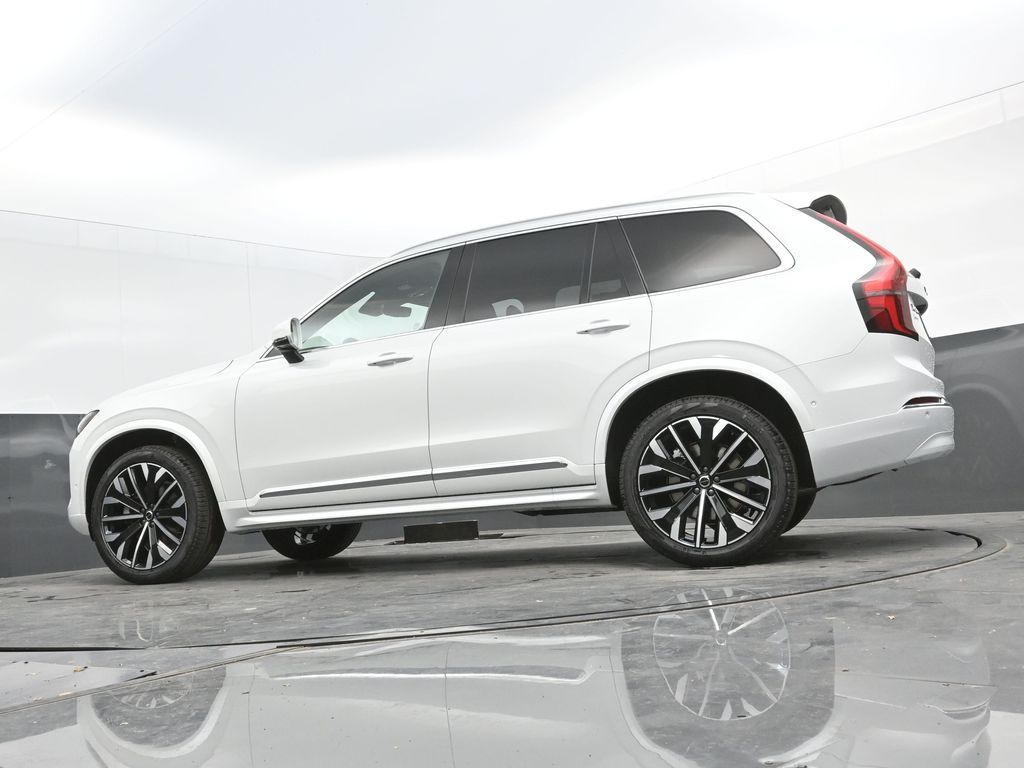 2026 Volvo XC90 Plus - Photo 41