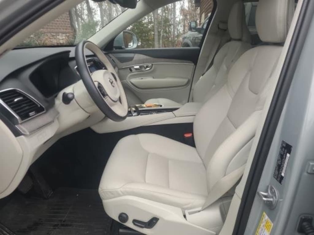 Certified 2024 Volvo XC90 Recharge Plug-In Hybrid T8 Plus Bright Theme 7 Passenger SUV