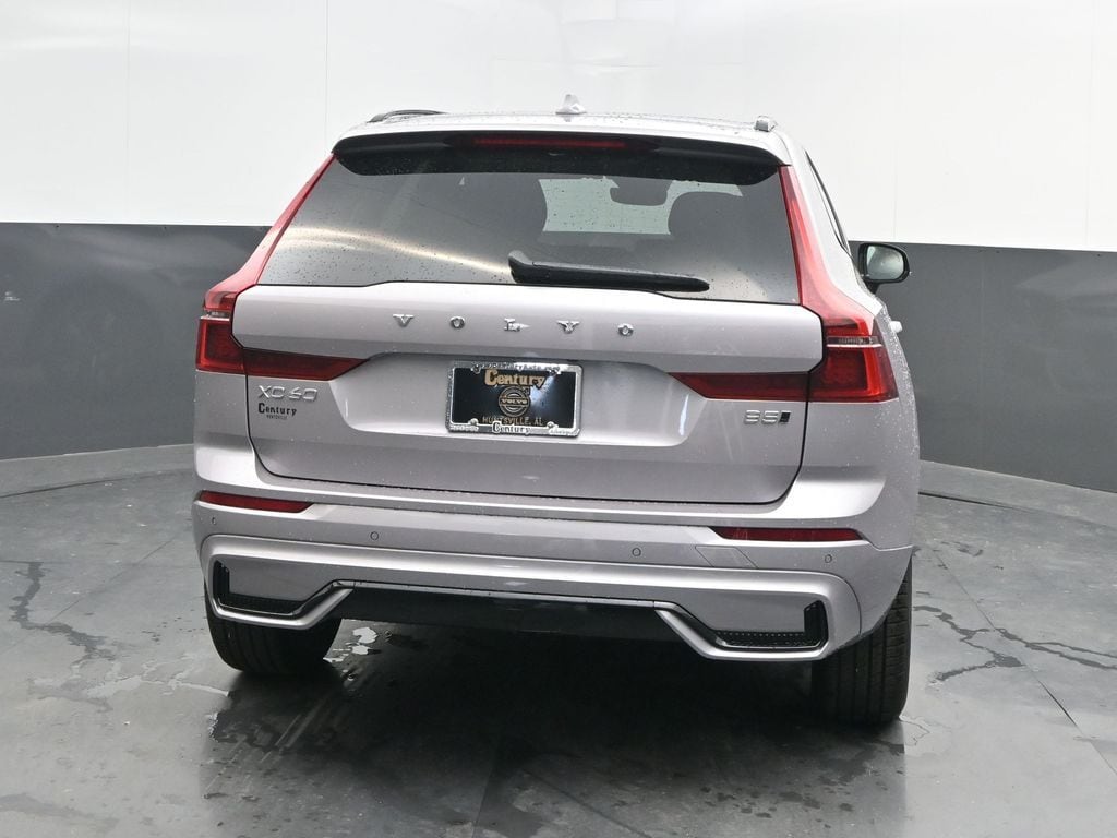2026 Volvo XC60 Core - Photo 6