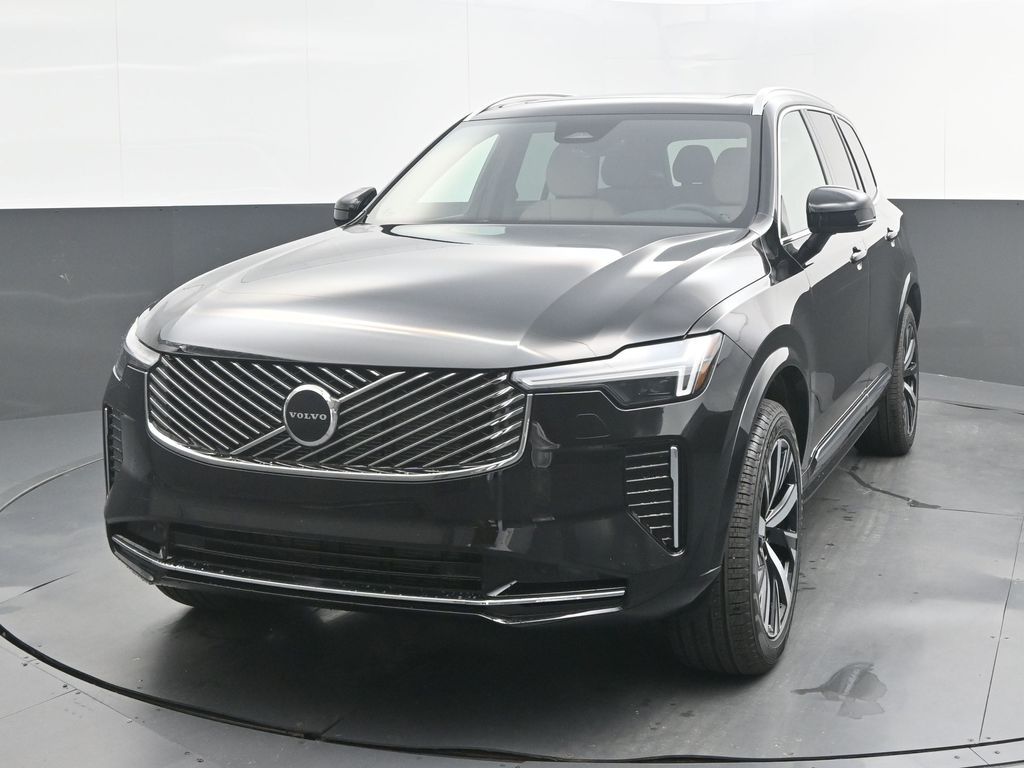 2026 Volvo XC90 Core