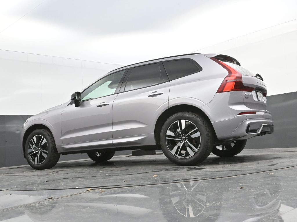 2026 Volvo XC60 Core - Photo 49