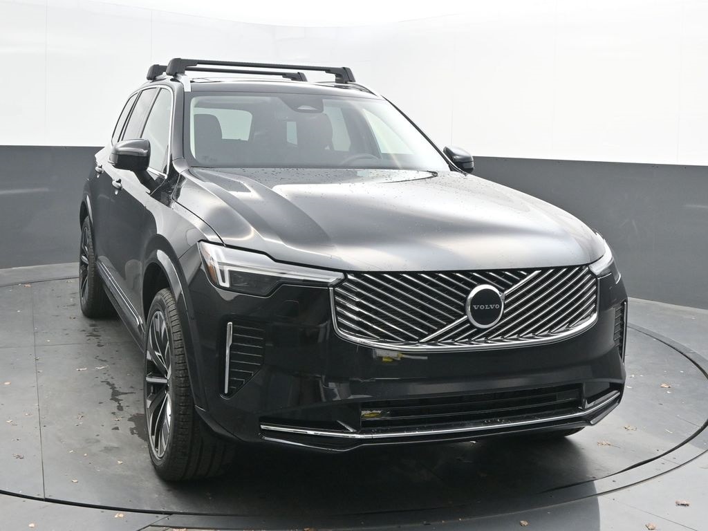 New 2026 Volvo XC90 B5 Core SUV