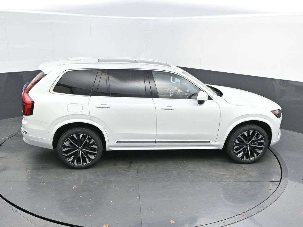 2026 Volvo XC90 Ultra - Photo 28