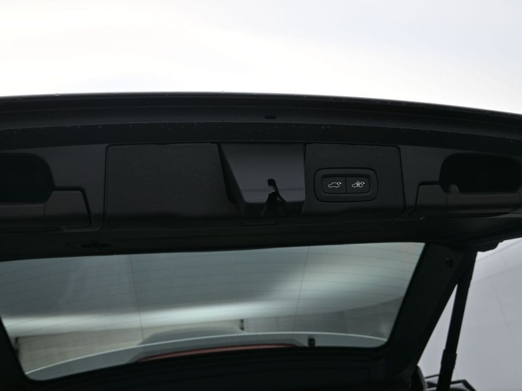2026 Volvo XC60 Core - Photo 31