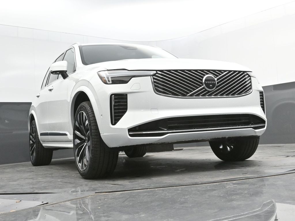 2026 Volvo XC90 Plus - Photo 46