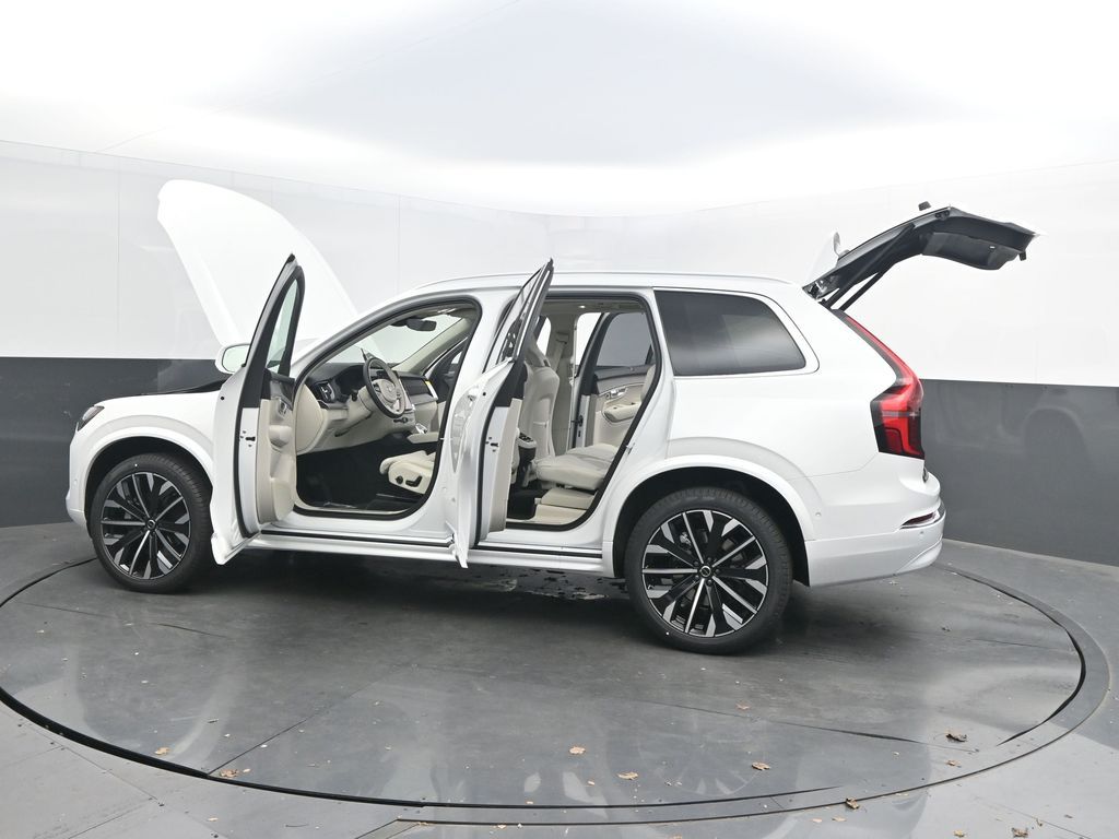 2026 Volvo XC90 Ultra - Photo 40