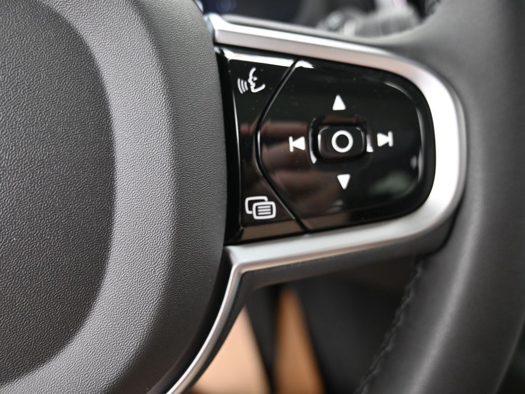 2026 Volvo V60 Cross Country Plus - Photo 20